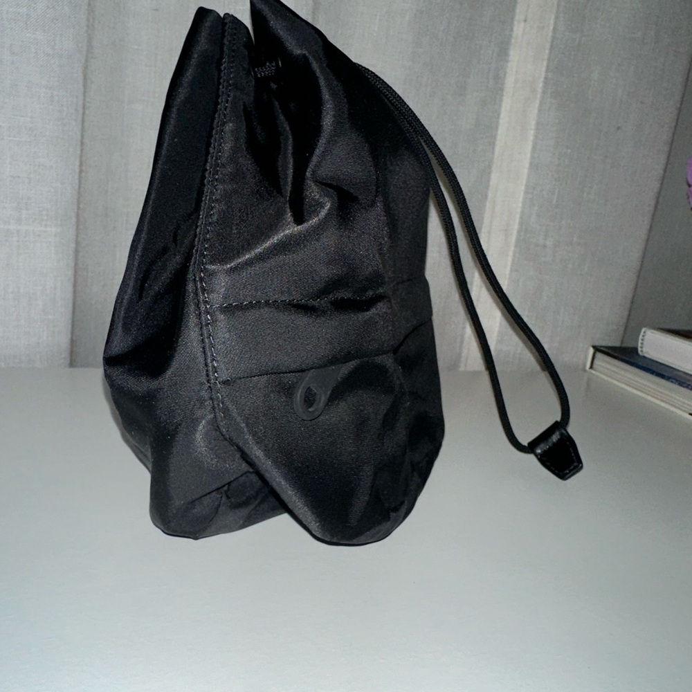 Burberry Travel Drawstring Pouch - Picture 5 of 6